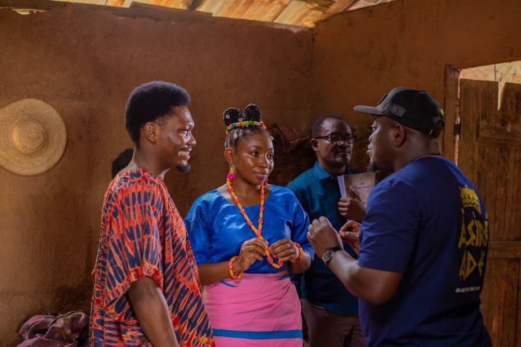 Adeoluwa Owu on set with 'Asiri Ade' Cast Members - Papaya Studios